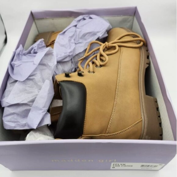 Madden Girl FFLYJ101 Tan Combat Boots Women’s 9 Lace-Up Side Zip Chunky Heel - Picture 14 of 15